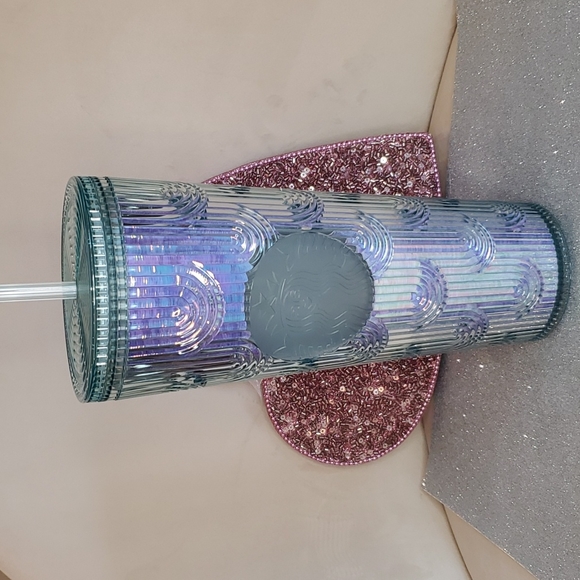 Starbuck 💘NWT💘 Gorgeous Opalescent 2022 Tumbler with Straw! - Picture 5 of 11